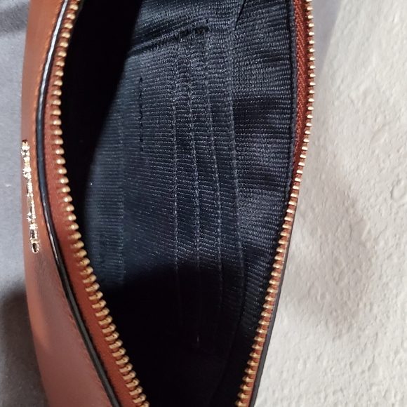 Coach small crossbody - Picture 5 of 10